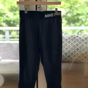 Kids Small Nike Pro Leggings/Tights